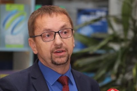 Ministar obrazovanja u ZDK: Srednjoškolci će maturske radove braniti online